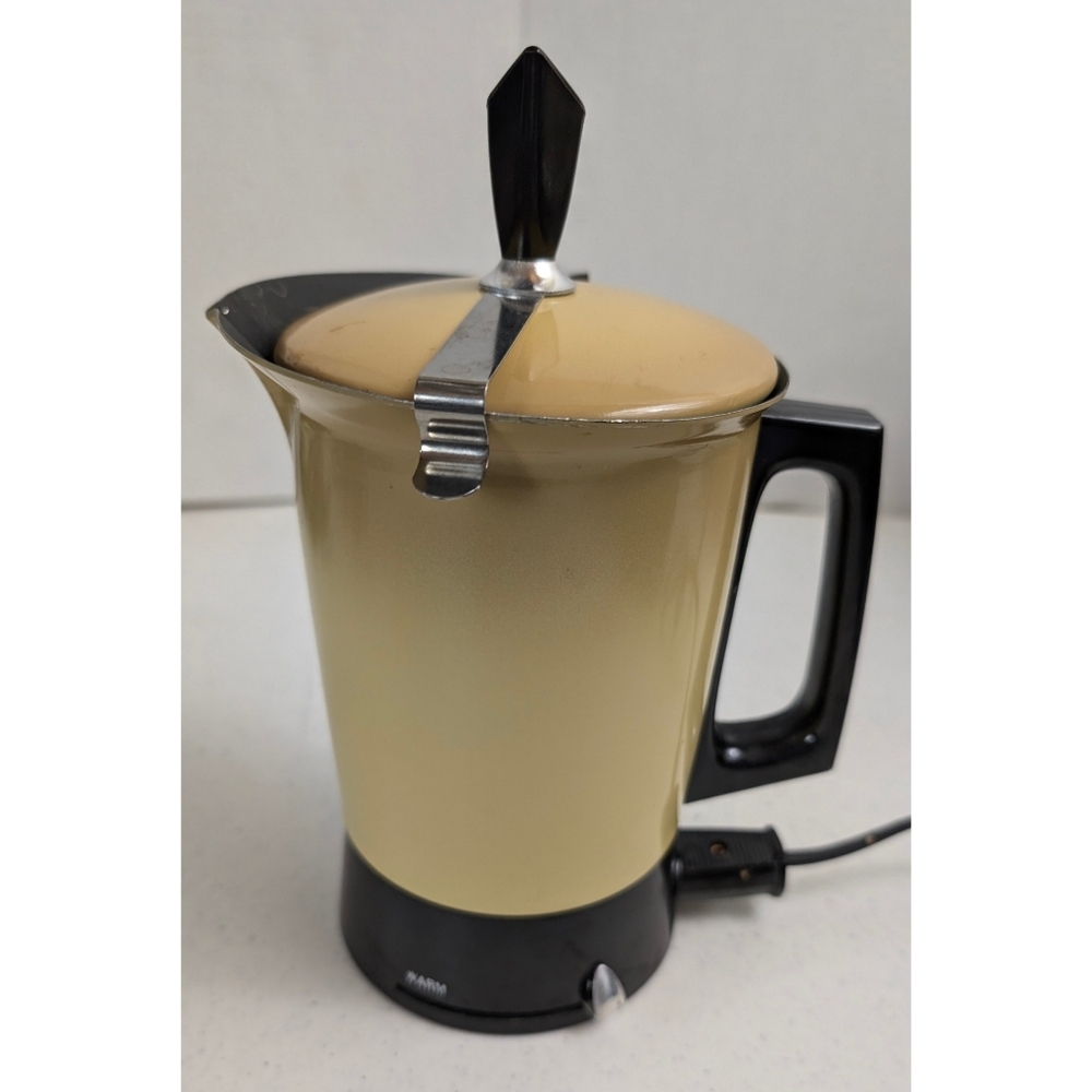 MCM Harvest Gold Mid Century Hot Pot 4 Cup Regal Ware Electric 60s Sputnik